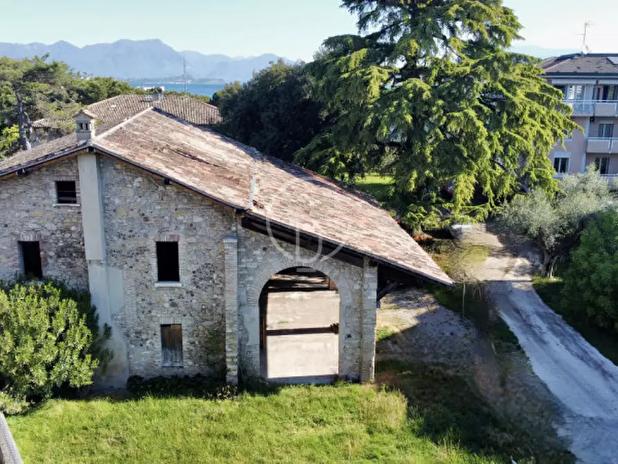 Immagine 3 di Rustico / casale in vendita  in Via Tommaso Dal Molin 30 a Desenzano Del Garda