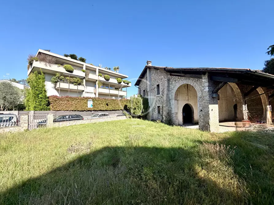 Immagine 5 di Rustico / casale in vendita  in Via Tommaso Dal Molin 30 a Desenzano Del Garda