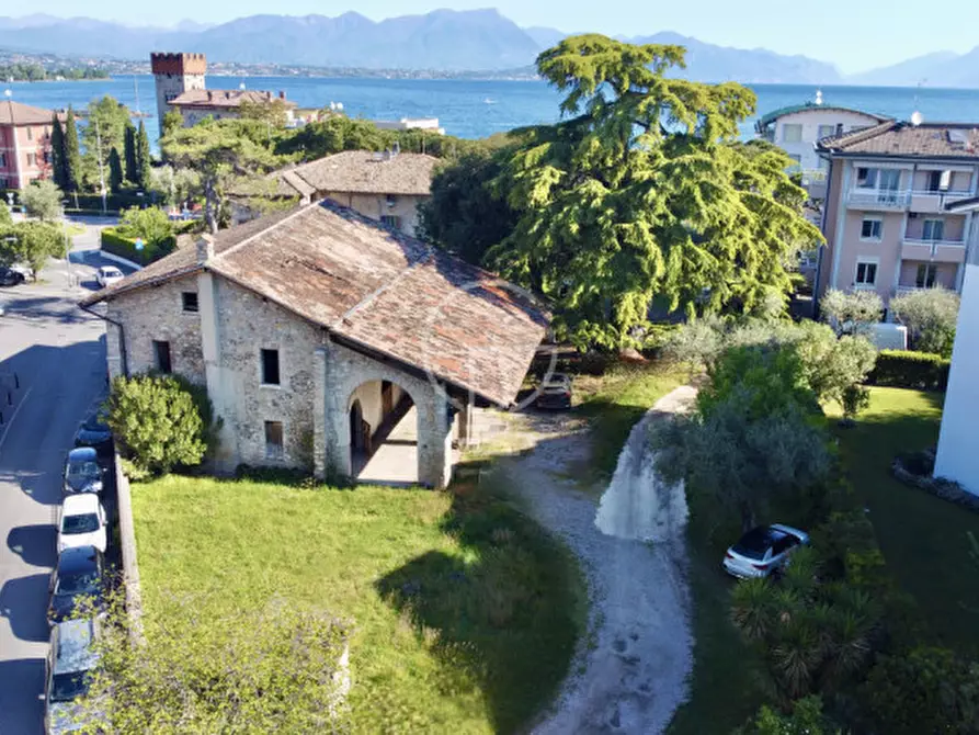 Immagine 12 di Rustico / casale in vendita  in Via Tommaso Dal Molin 30 a Desenzano Del Garda