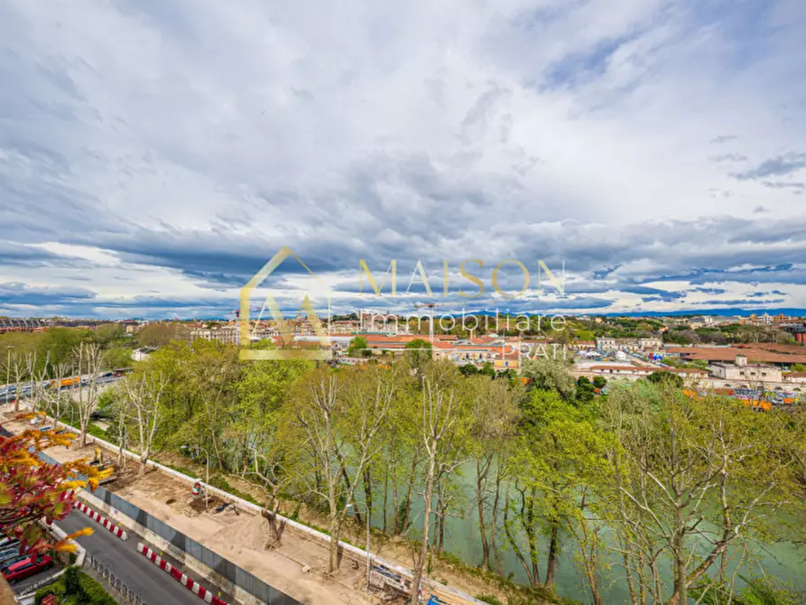 Immagine 8 di Appartamento in vendita  in Lungotevere degli Artigiani a Roma
