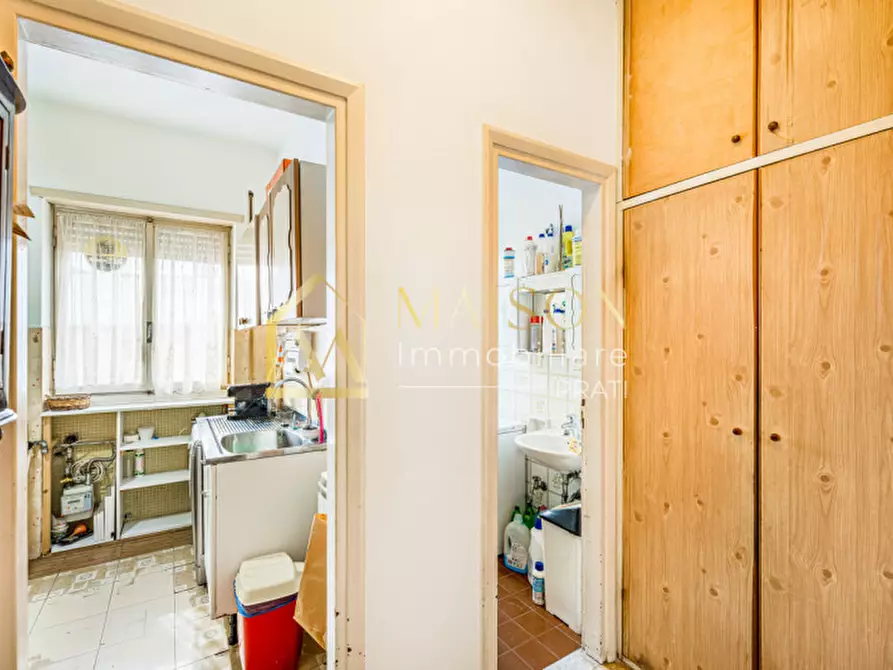 Immagine 26 di Appartamento in vendita  in Lungotevere degli Artigiani a Roma