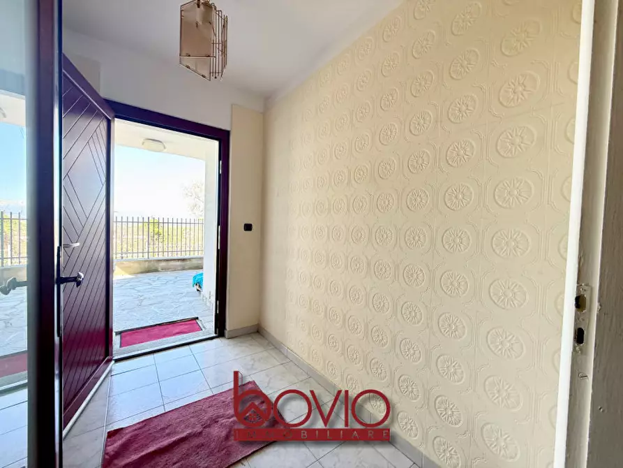 Immagine 5 di Villa in vendita  in STRADA DEL VESIO N°35 a Castiglione Torinese