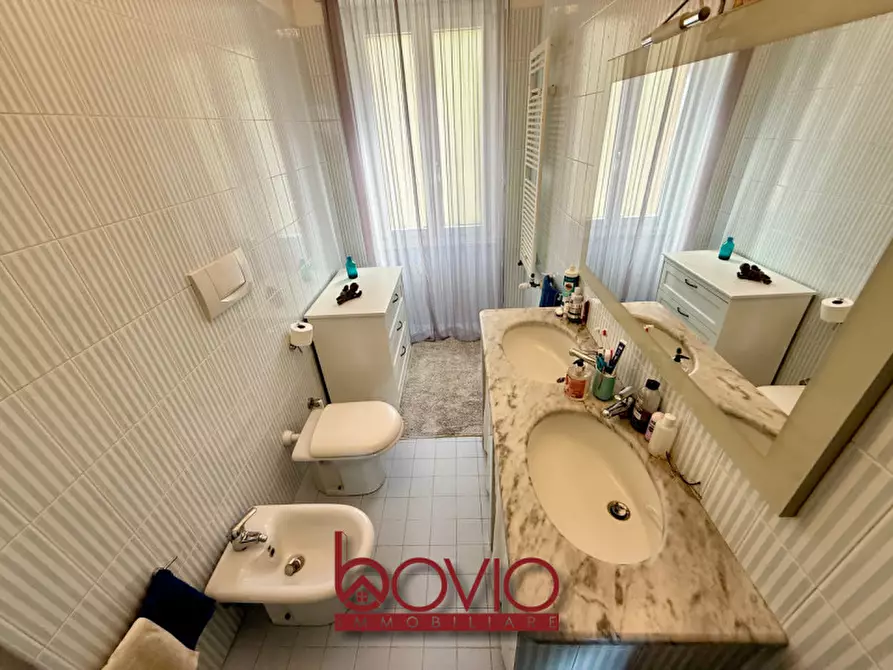 Immagine 34 di Villa in vendita  in STRADA DEL VESIO N°35 a Castiglione Torinese