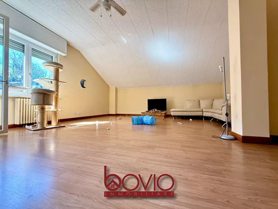 Immagine 46 di Villa in vendita  in STRADA DEL VESIO N°35 a Castiglione Torinese