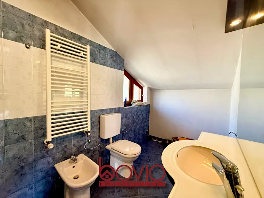 Immagine 50 di Villa in vendita  in STRADA DEL VESIO N°35 a Castiglione Torinese