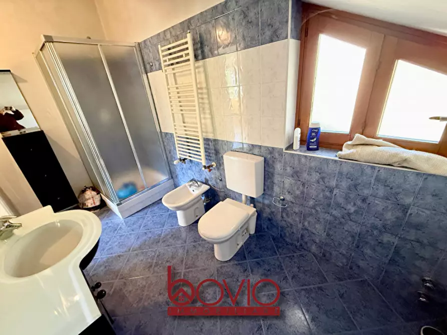 Immagine 52 di Villa in vendita  in STRADA DEL VESIO N°35 a Castiglione Torinese