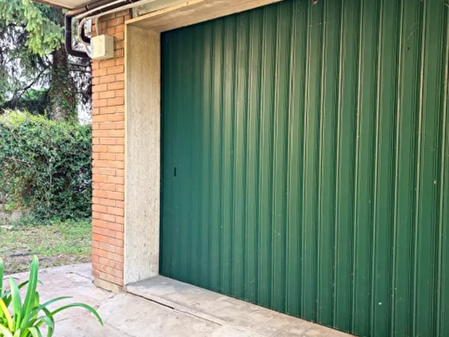 Immagine 5 di Casa bifamiliare in vendita  in via Rovigo a Padova