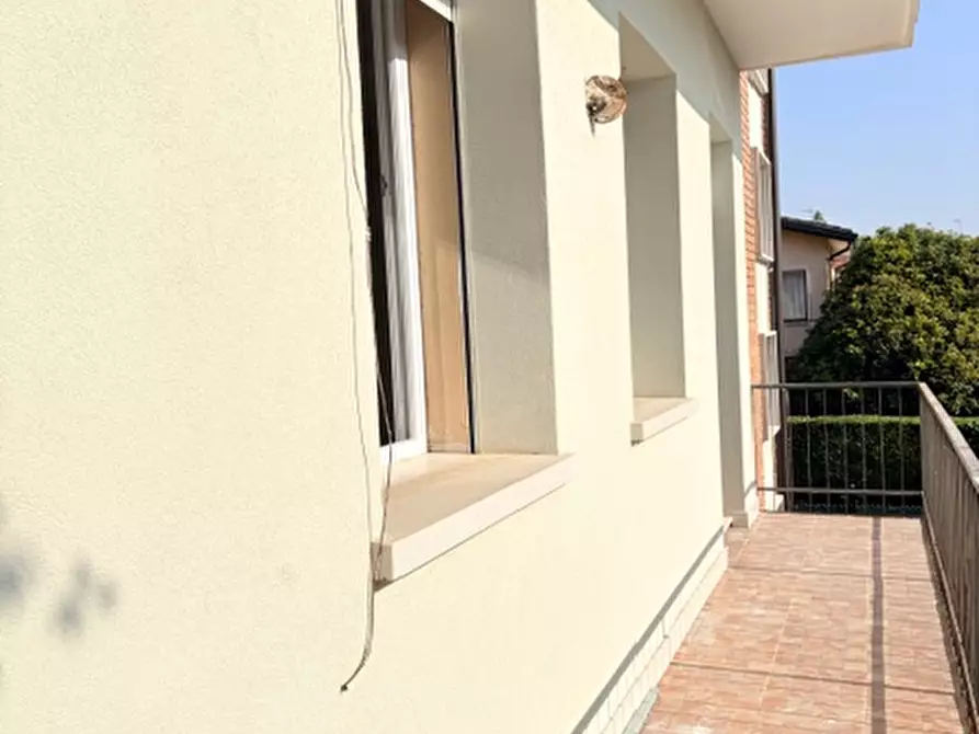Immagine 18 di Casa bifamiliare in vendita  in via Rovigo a Padova