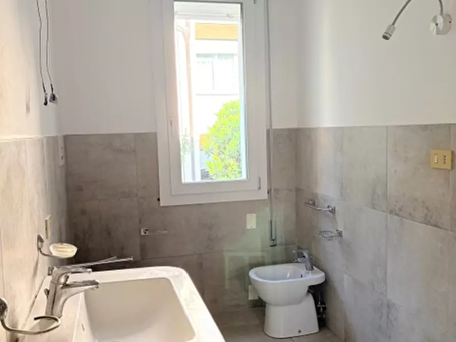 Immagine 26 di Casa bifamiliare in vendita  in via Rovigo a Padova