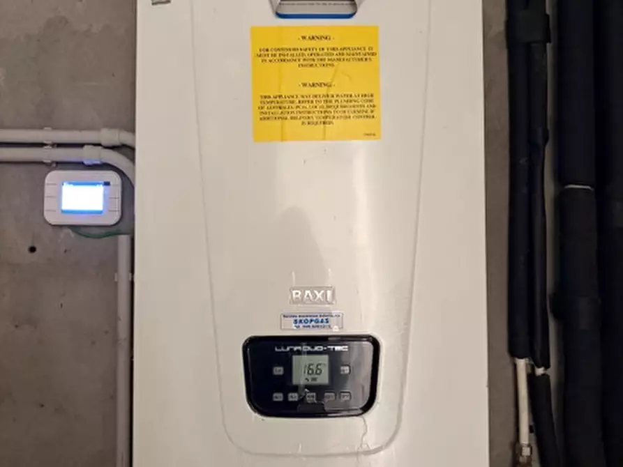 Immagine 33 di Casa bifamiliare in vendita  in via Rovigo a Padova