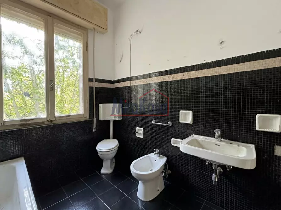 Immagine 11 di Appartamento in vendita  in Viale Pola a Cervia