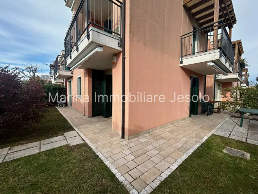 Immagine 4 di Appartamento in vendita  in Via dell'Angelo a Jesolo