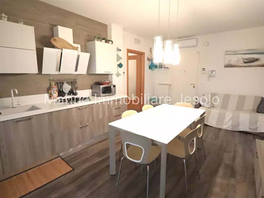 Immagine 8 di Appartamento in vendita  in Via dell'Angelo a Jesolo