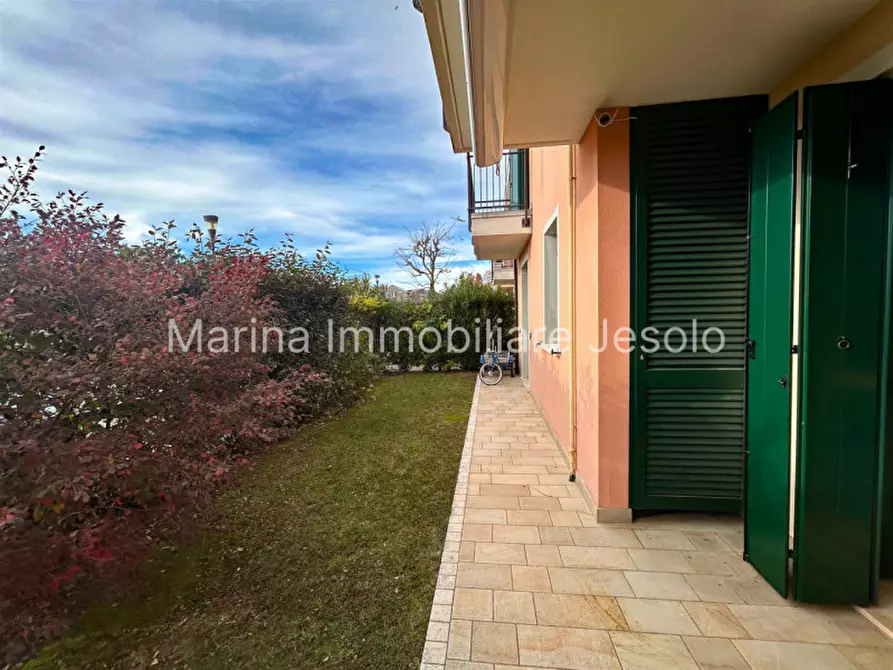 Immagine 17 di Appartamento in vendita  in Via dell'Angelo a Jesolo