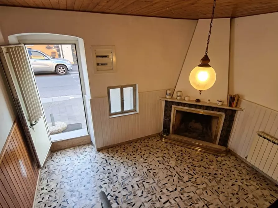 Immagine 2 di Appartamento in vendita  in CORSO VITTORIO EMANUELE n. 22 Piano T-1 a Silanus