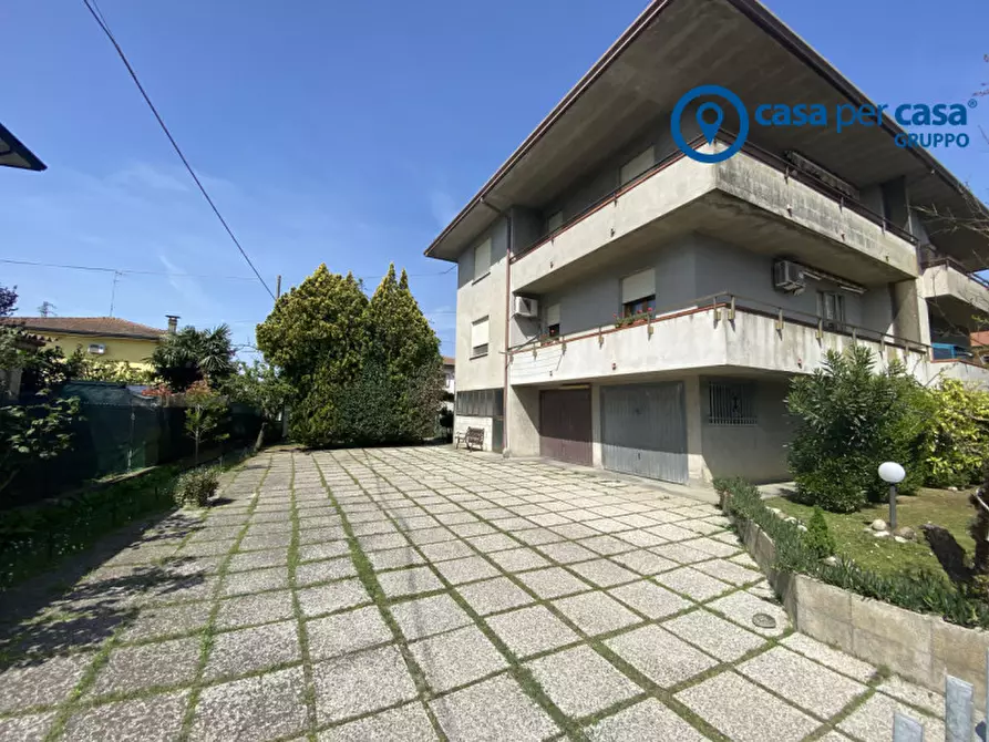 Immagine 2 di Appartamento in vendita  in Via Padova a Taglio Di Po