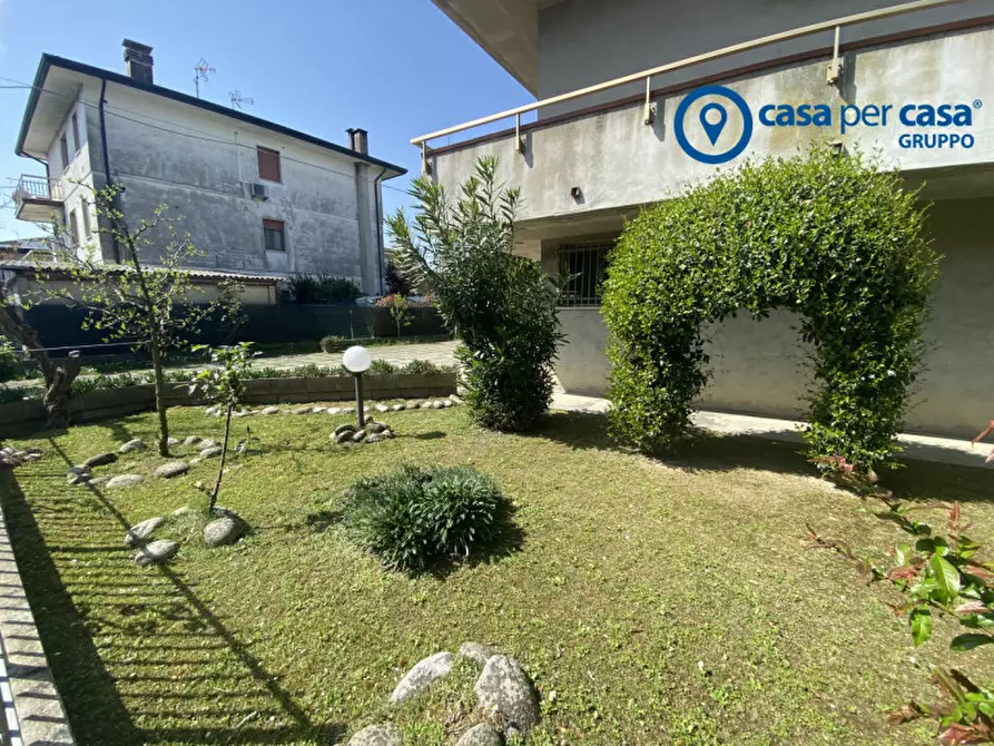 Immagine 36 di Appartamento in vendita  in Via Padova a Taglio Di Po