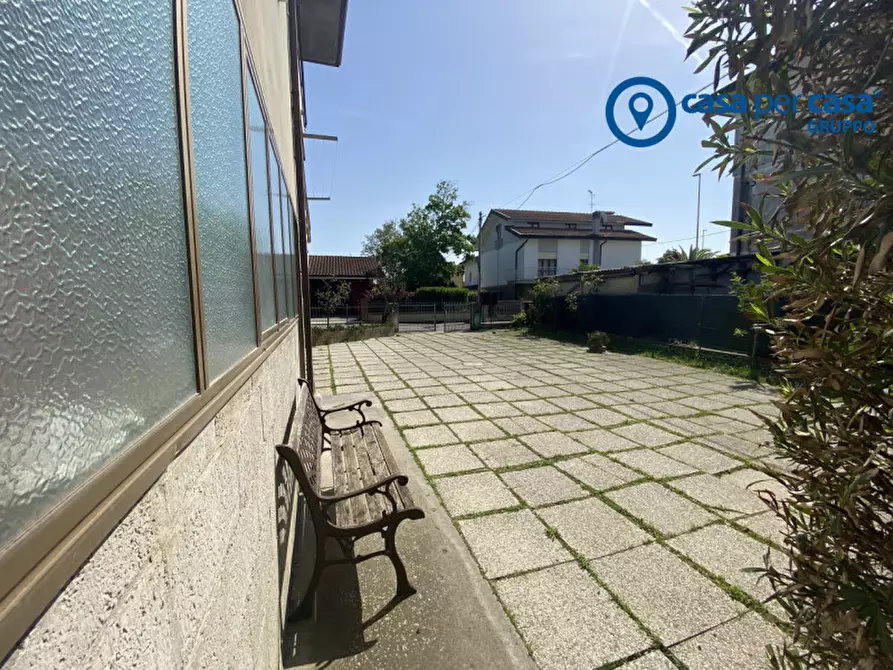 Immagine 37 di Appartamento in vendita  in Via Padova a Taglio Di Po