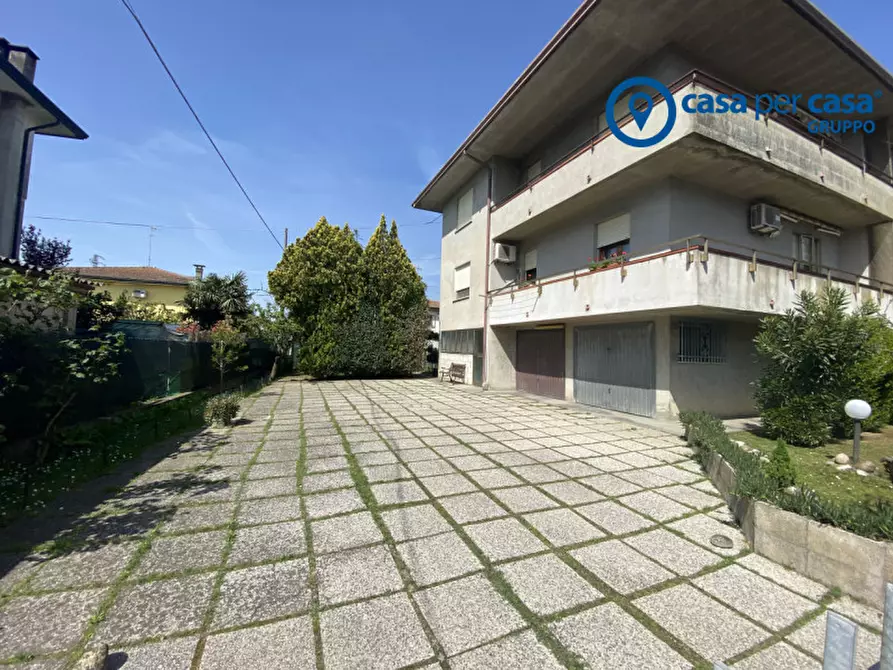 Immagine 38 di Appartamento in vendita  in Via Padova a Taglio Di Po