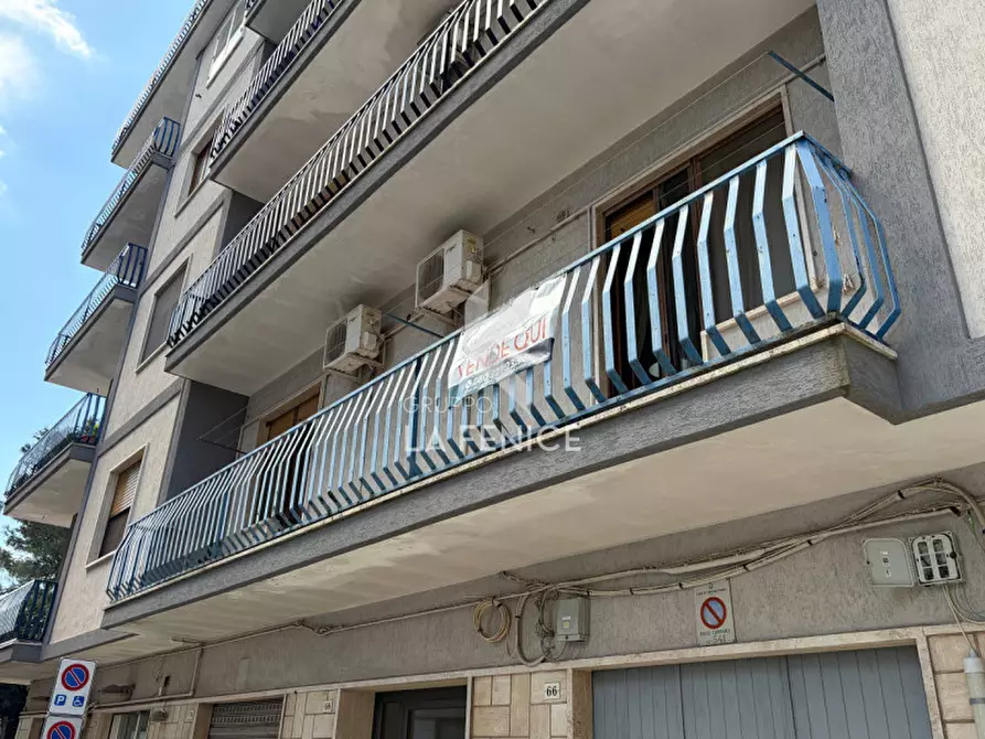 Immagine 3 di Casa indipendente in vendita  in Via Pietro Gaona 64 a Martina Franca