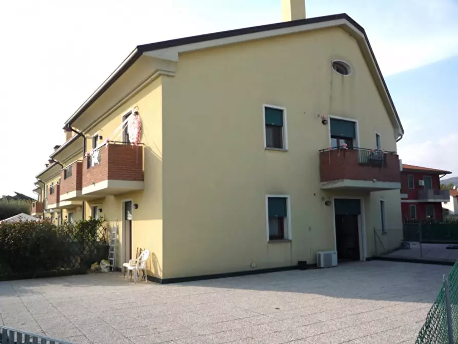 Immagine 2 di Appartamento in vendita  in Via Berico Euganea a Villaga