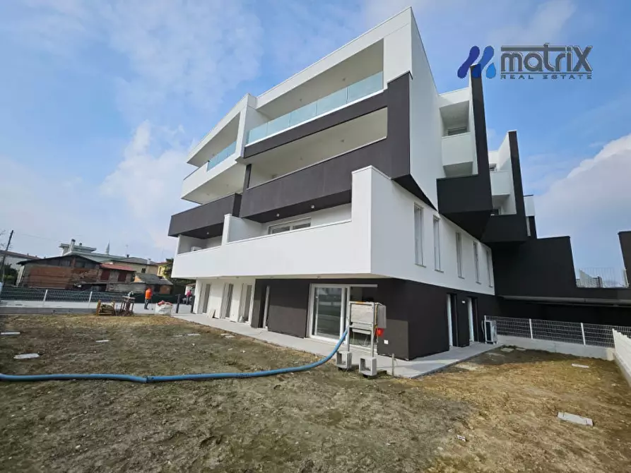 Immagine 35 di Appartamento in vendita  in Via Argine sinistro  25 a Dolo