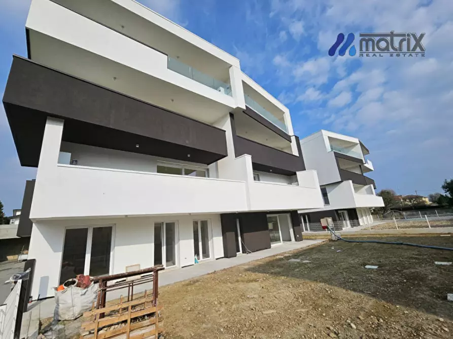 Immagine 41 di Appartamento in vendita  in Via Argine sinistro  25 a Dolo