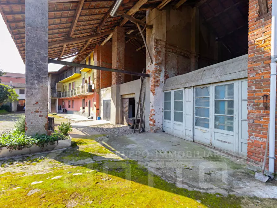 Immagine 7 di Rustico / casale in vendita  in via bellinzago 1 a Caltignaga