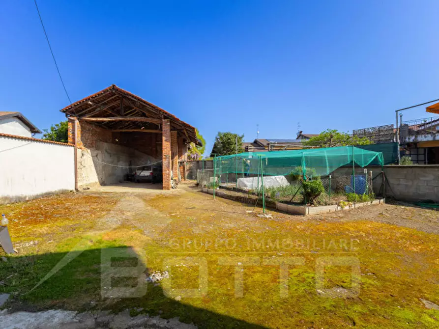 Immagine 8 di Rustico / casale in vendita  in via bellinzago 1 a Caltignaga