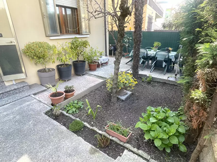 Immagine 4 di Appartamento in vendita  in Via Jacopo Crescini a Padova