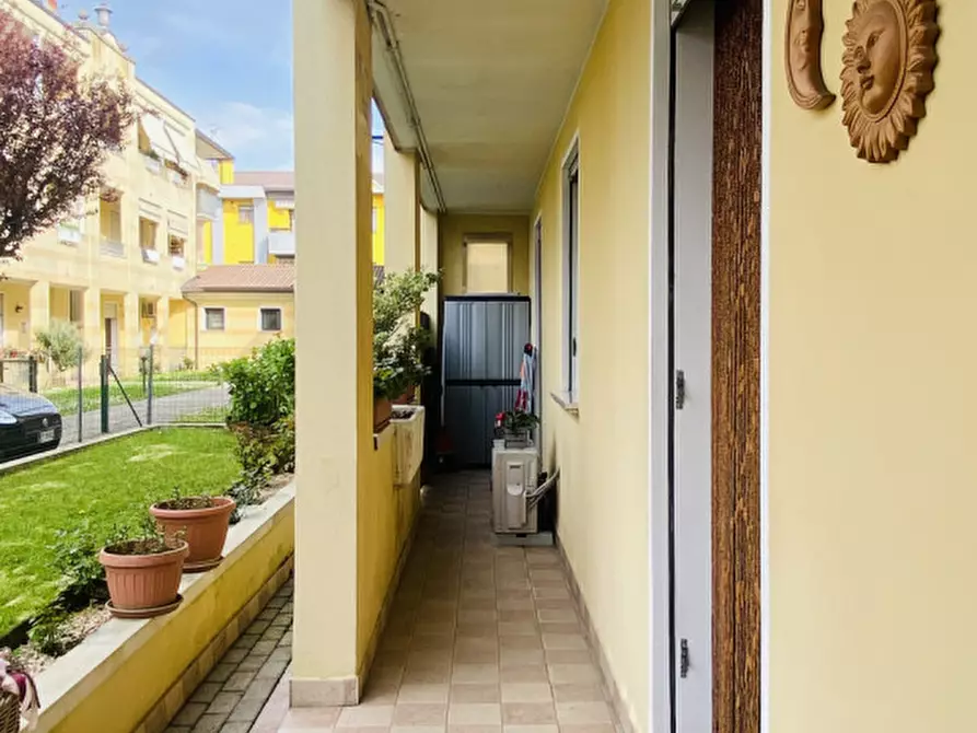 Immagine 17 di Appartamento in vendita  in Via Zucchi  6 a Massanzago