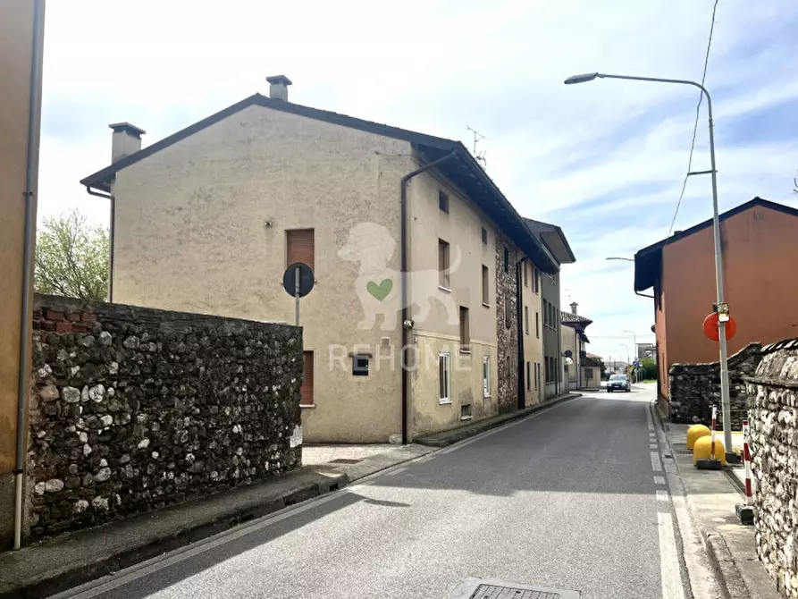 Immagine 2 di Casa indipendente in vendita  in Via Colloredo, 7 a Pasian Di Prato