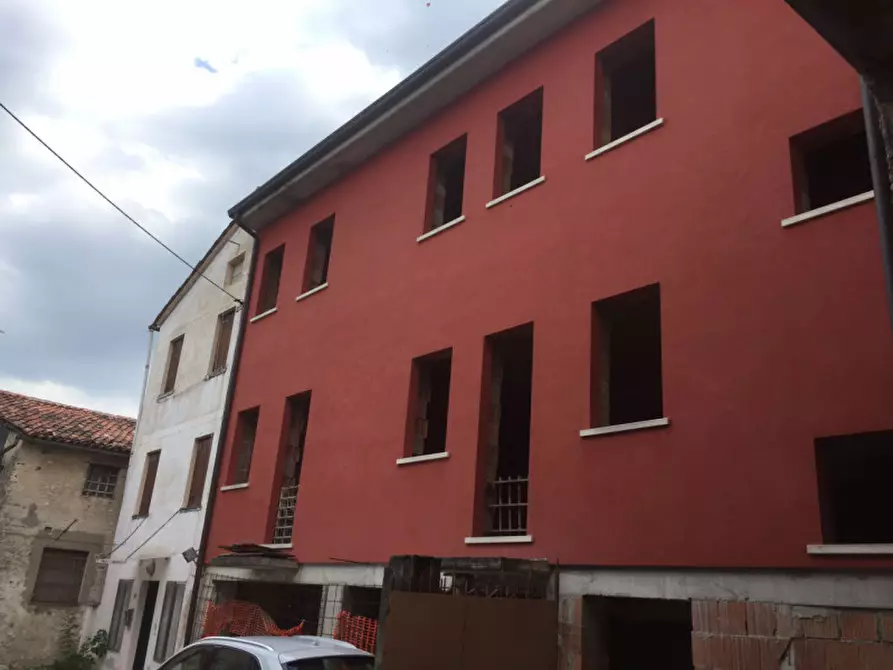 Immagine 3 di Villetta a schiera in vendita  in Via Roma 19 a Piovene Rocchette