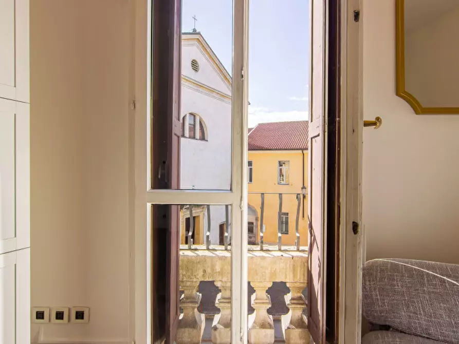 Immagine 9 di Appartamento in vendita  in via ognisanti a Padova