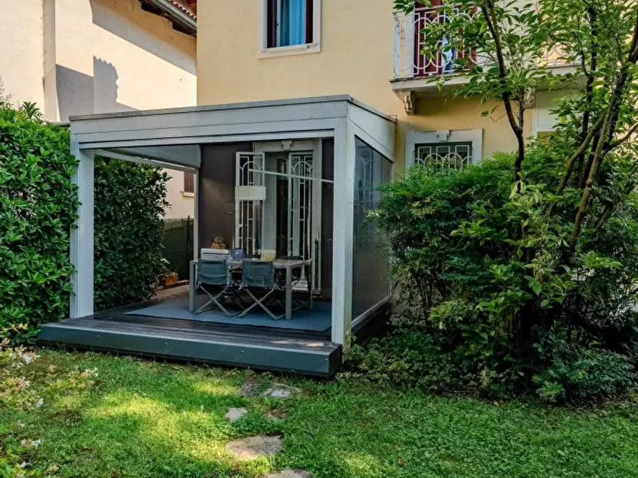 Immagine 1 di Casa indipendente in vendita  in VIA NAZARIO SAUTO a Vicenza