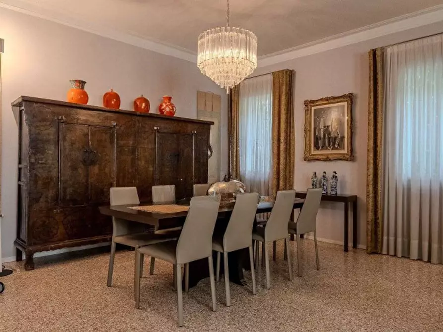Immagine 8 di Casa indipendente in vendita  in VIA NAZARIO SAUTO a Vicenza