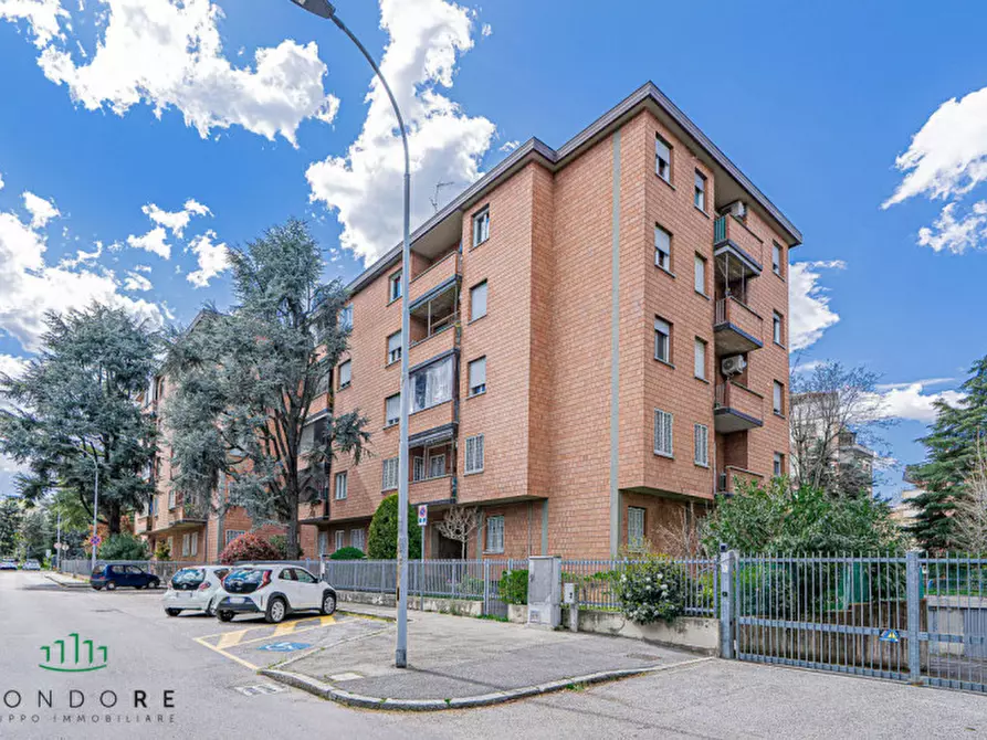 Immagine 8 di Appartamento in vendita  in Via Amedeo Orlandi a San Lazzaro Di Savena