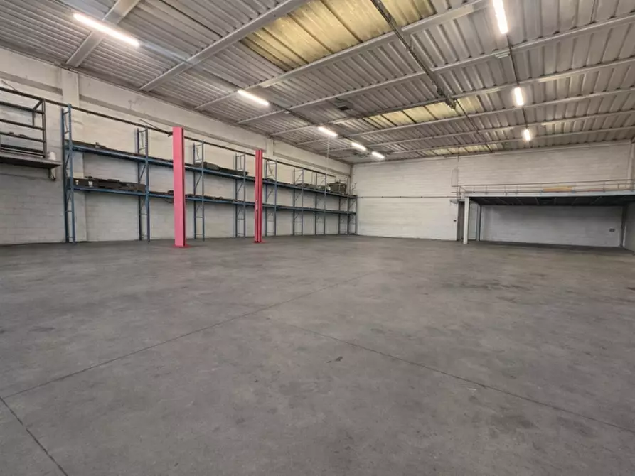 Immagine 5 di Capannone industriale in affitto  in Via Enrico Fermi a Piazzola Sul Brenta