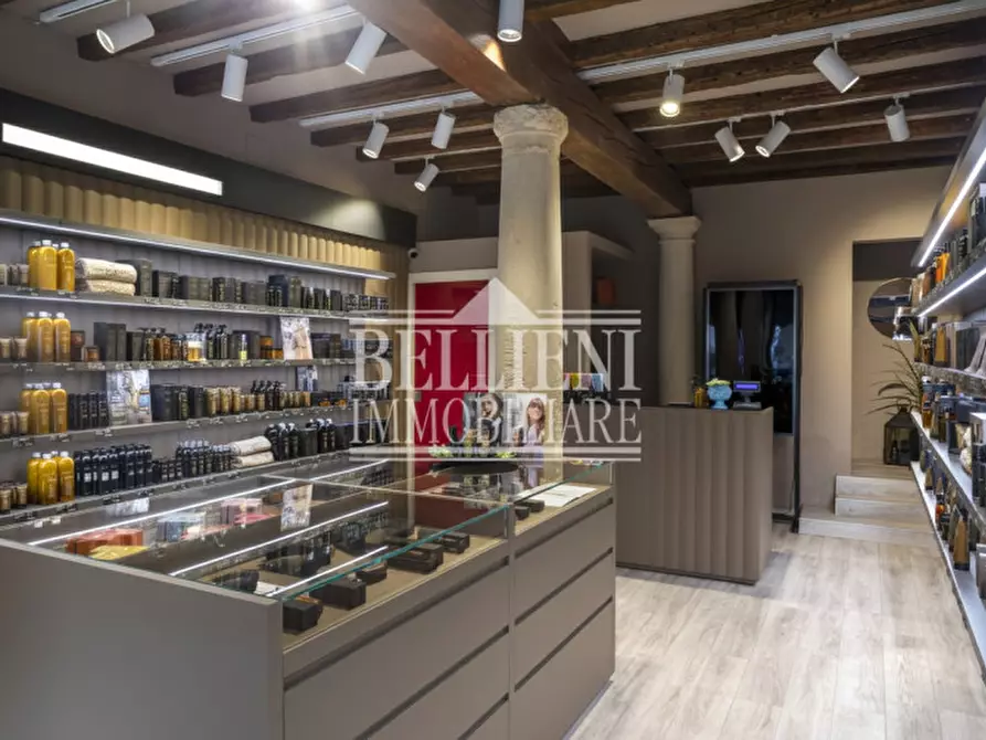 Immagine 4 di Negozio in affitto  in Piazza dei Signori a Vicenza