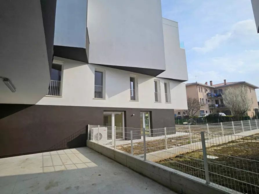 Immagine 13 di Appartamento in vendita  in via Argine sinistro 25 a Dolo