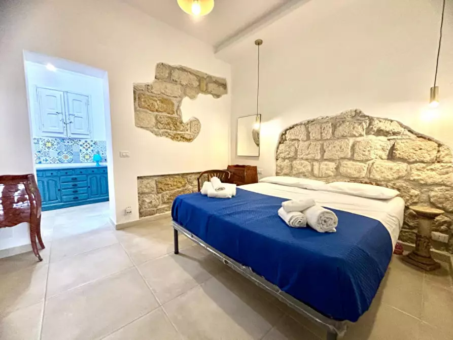 Immagine 10 di Appartamento in vendita  in VIA ANTONIO AMICO a Palermo