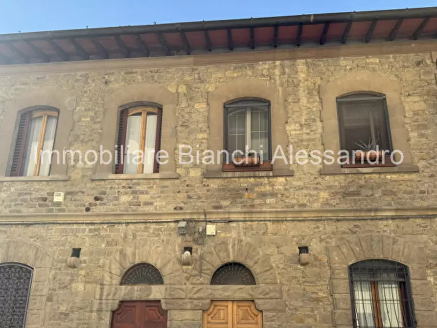 Immagine 1 di Casa bifamiliare in vendita  in Via Niccolò da Uzzano a Firenze