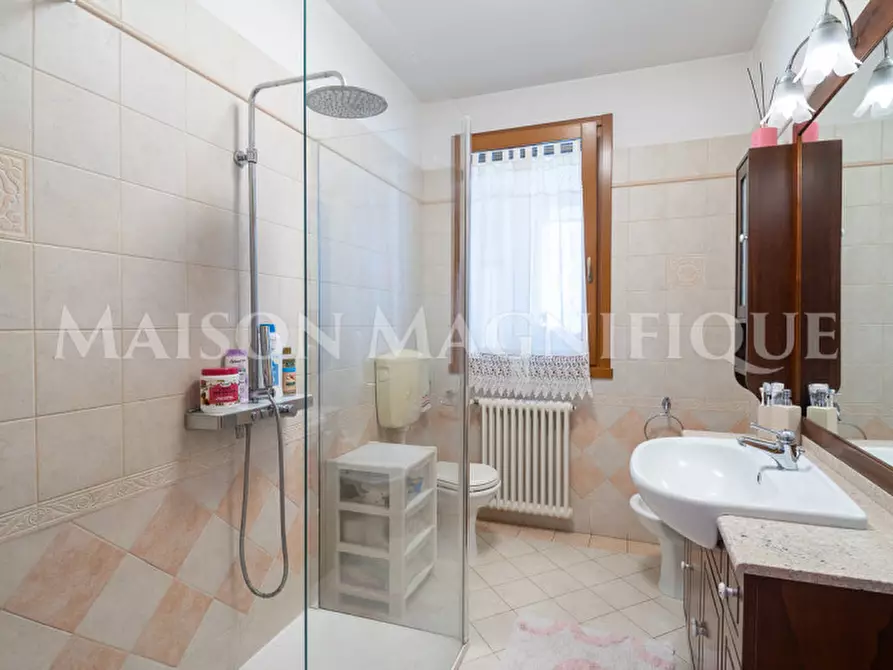 Immagine 10 di Villetta a schiera in vendita  in Via Don Francesco Mariani a Comacchio