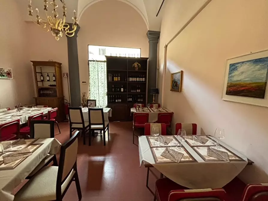 Immagine 6 di Attività commerciale in vendita  in BORGO DEGLI ALBIZI a Firenze