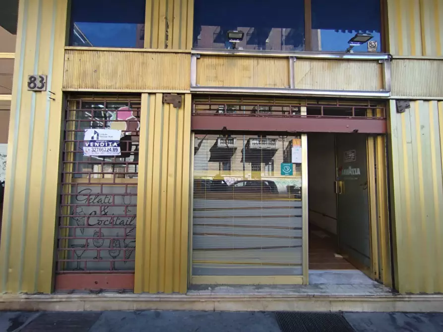 Immagine 13 di Negozio in vendita  in Via Genova 83/M a Torino