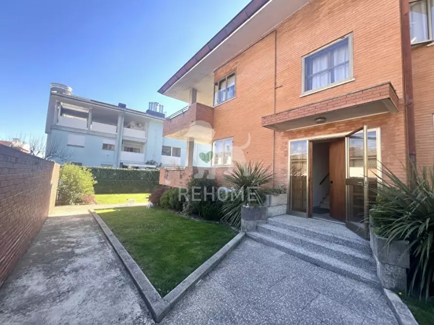 Immagine 2 di Appartamento in vendita  in Via Nodari, 11 a Udine