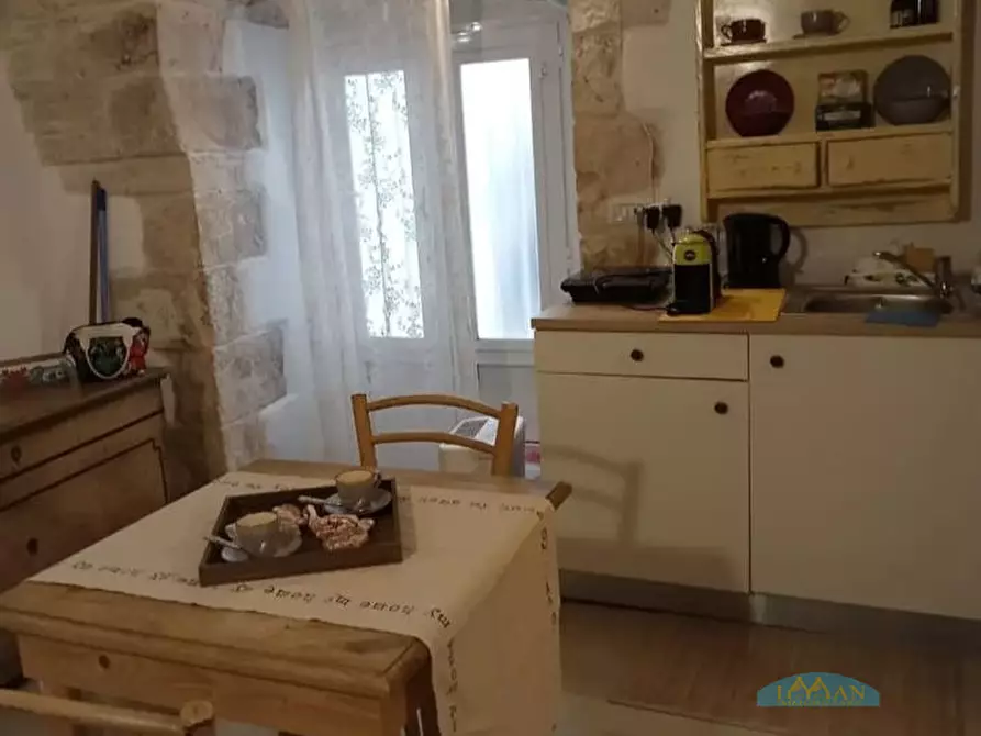 Immagine 1 di Casa indipendente in vendita  in Via Celso a Ceglie Messapico