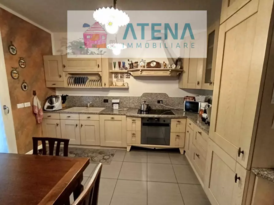 Immagine 10 di Appartamento in vendita  in via rovigo a Rubano