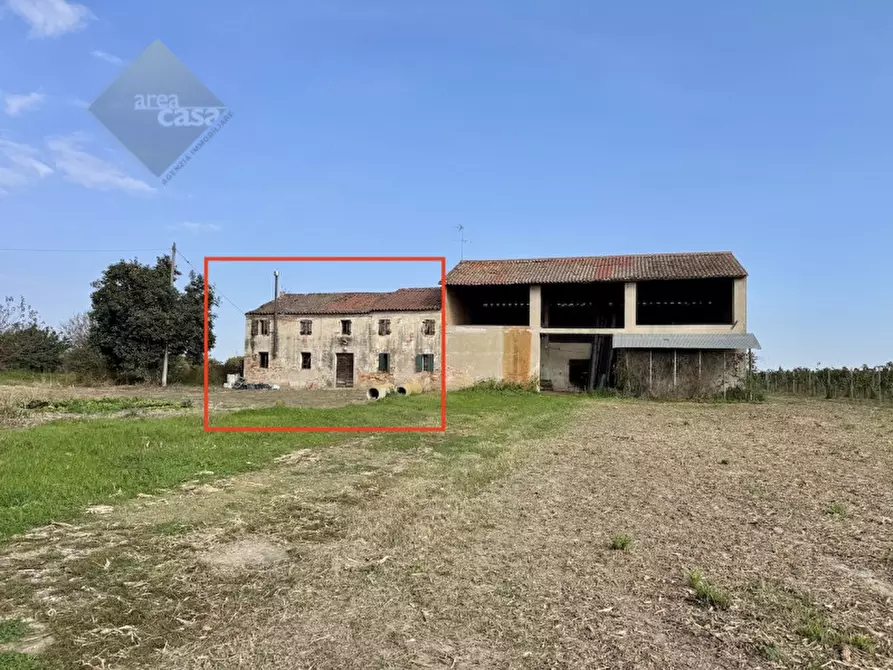 Immagine 2 di Rustico / casale in vendita  in Via della Resistenza a Campolongo Maggiore