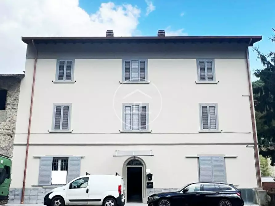 Immagine 1 di Appartamento in vendita  in Via Roma 2 a Vernio